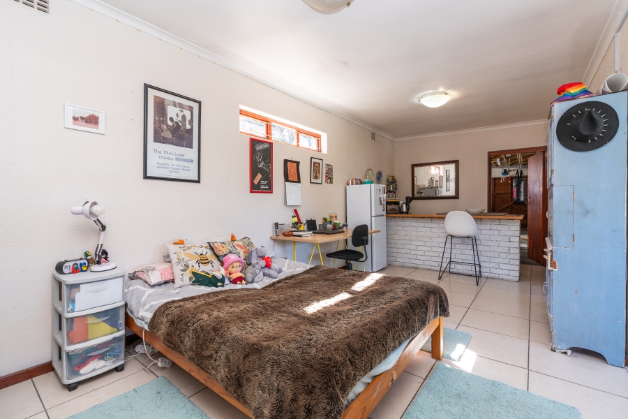 3 Bedroom Property for Sale in Pinelands Western Cape